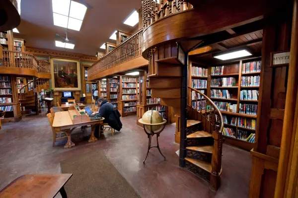 St Johnsbury Athenaeum photo 1